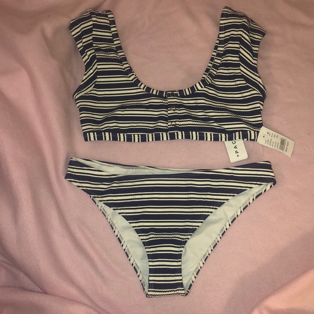 NWT Kendall&Kylie bikini